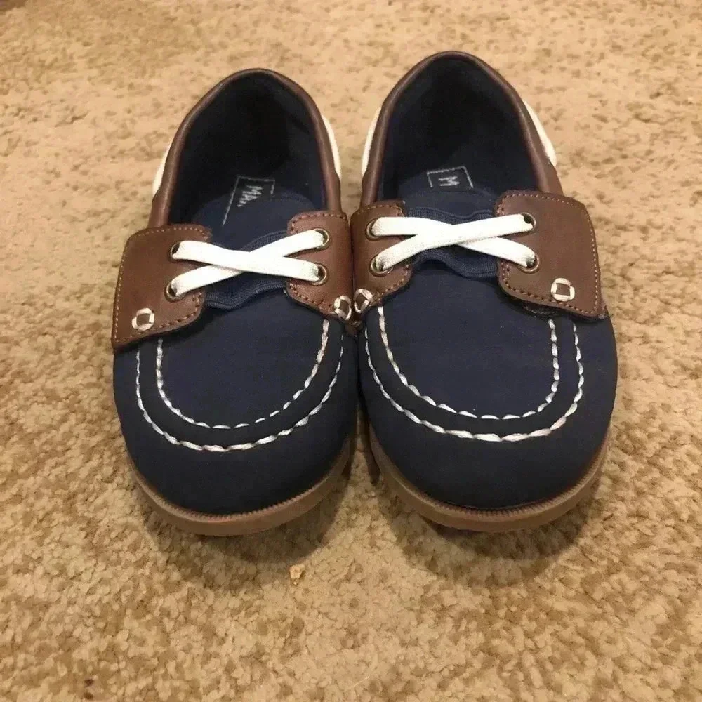Max and Jake kids shoes-navy and brown/sz 10